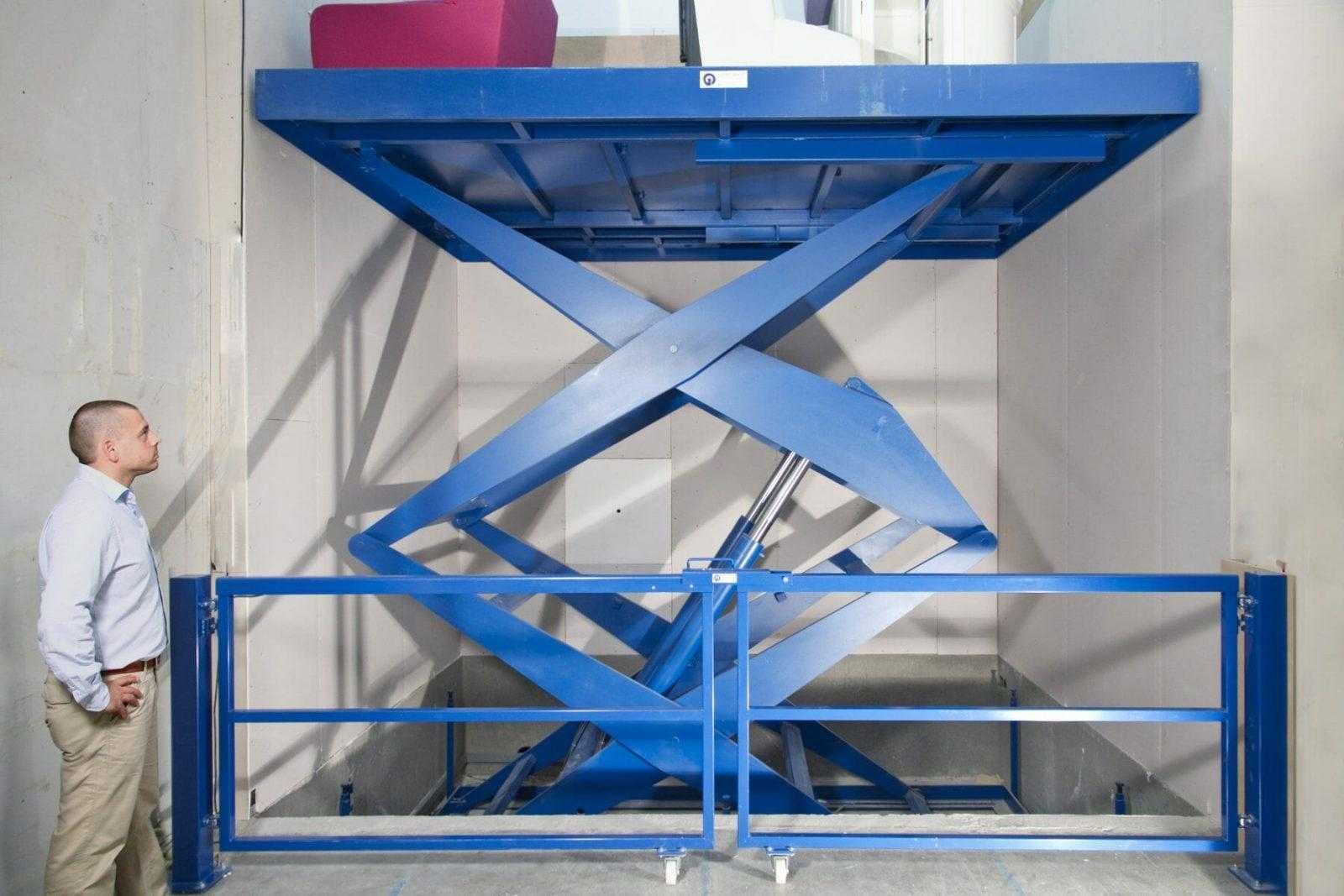 Zitmaxx heftafel als goederenlift Zitmaxx heftafel als goederenlift