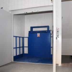 Goederenlift voor de keuken in recreatie centrum Milheese