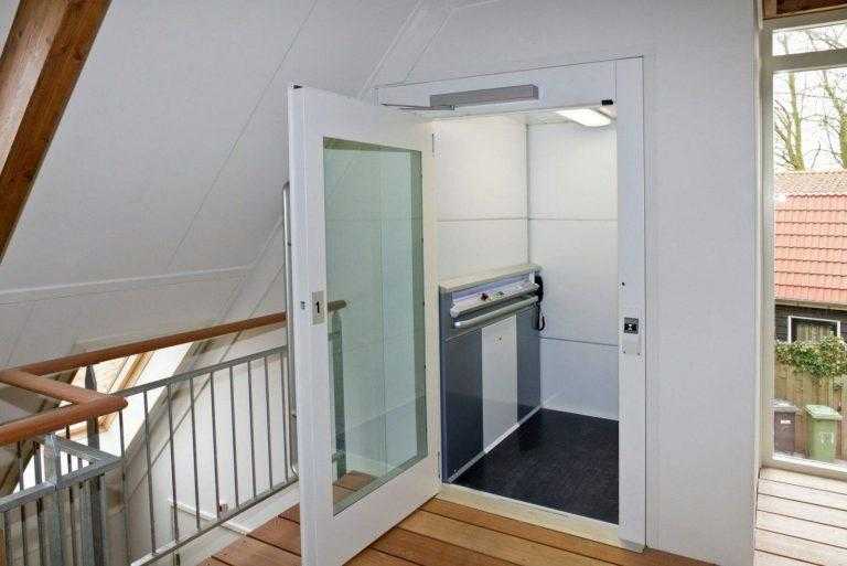 Platformlift toegepast in een monumentaal pand in Nieuwe Niedorp
