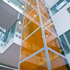 Platformlift 4 verdiepingen voor SKPO