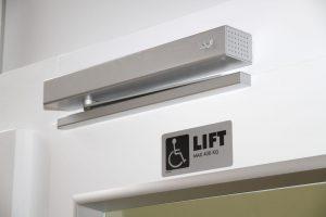 deuropener platformlift
