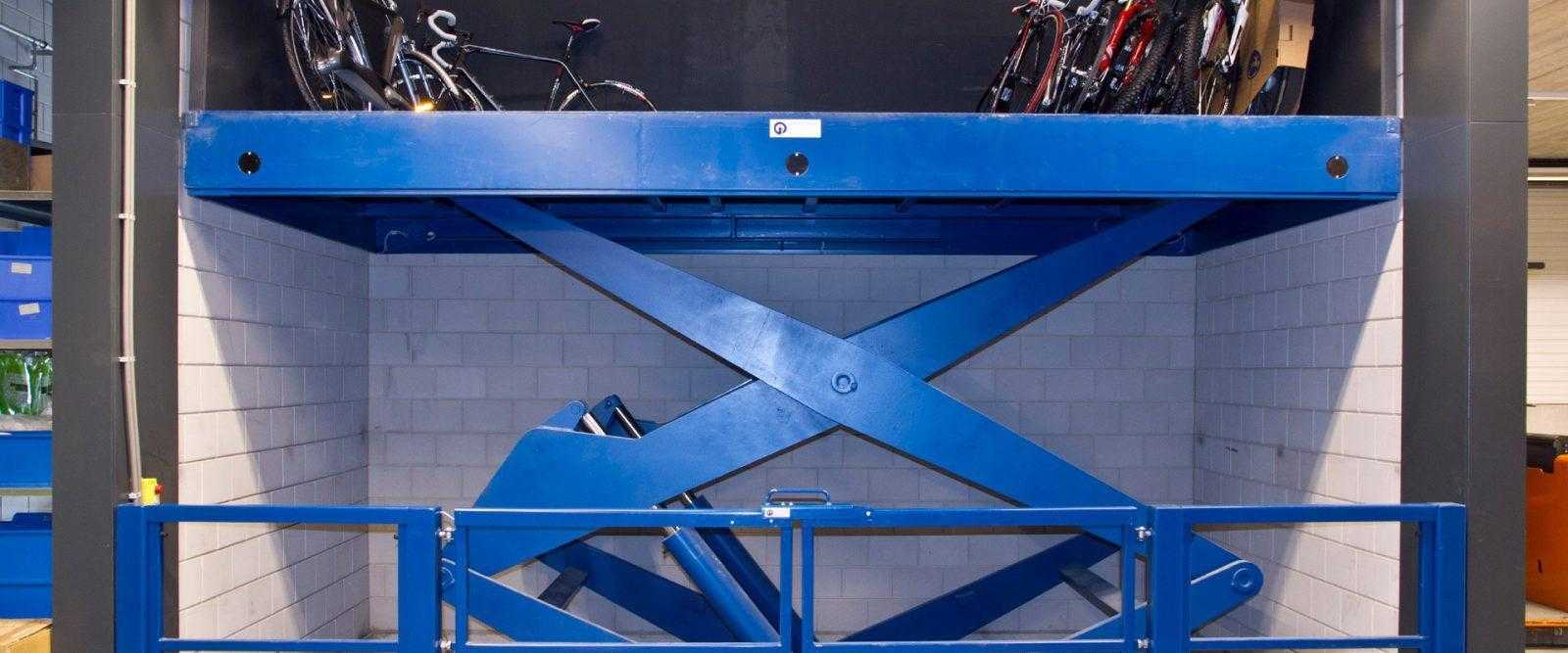 dubbele verticale schaarlift