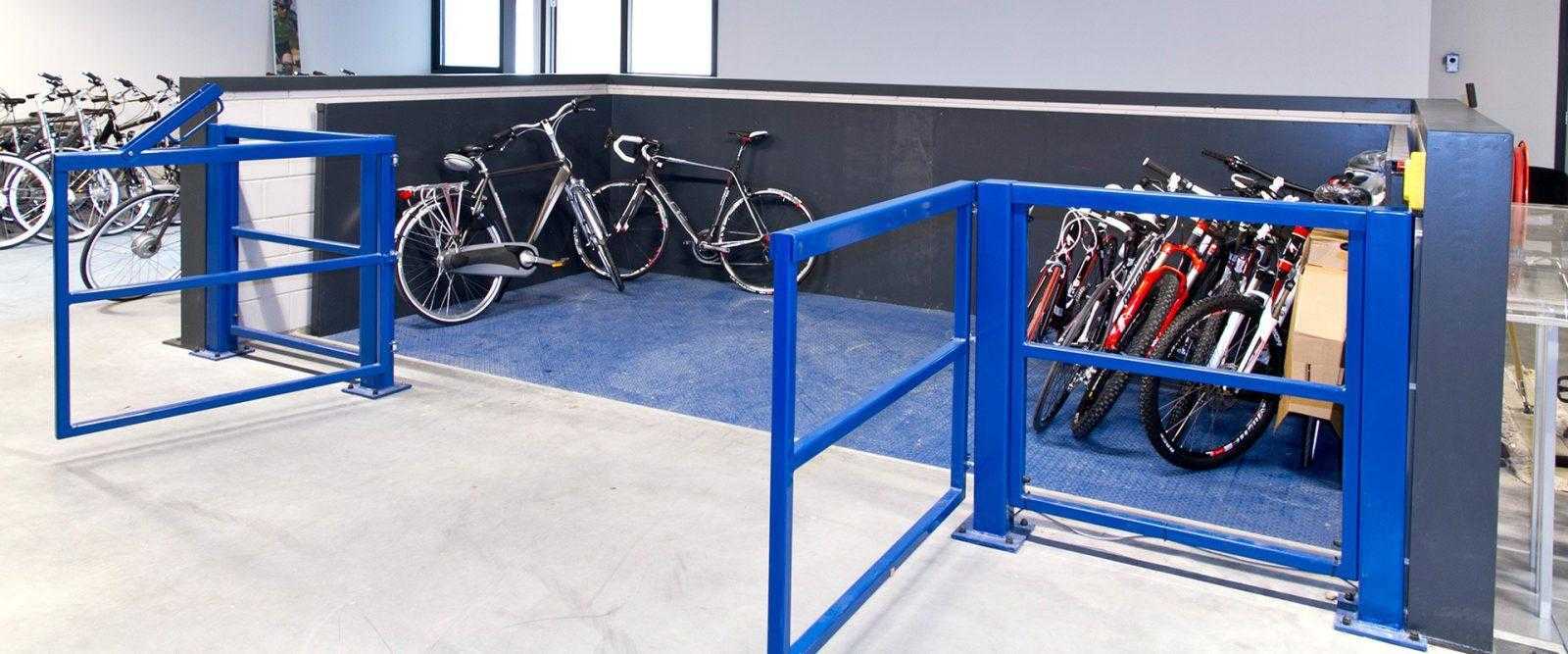 dubbele verticale schaartheftafel als goederenlift