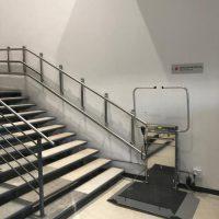 Curved plateautraplift referentie